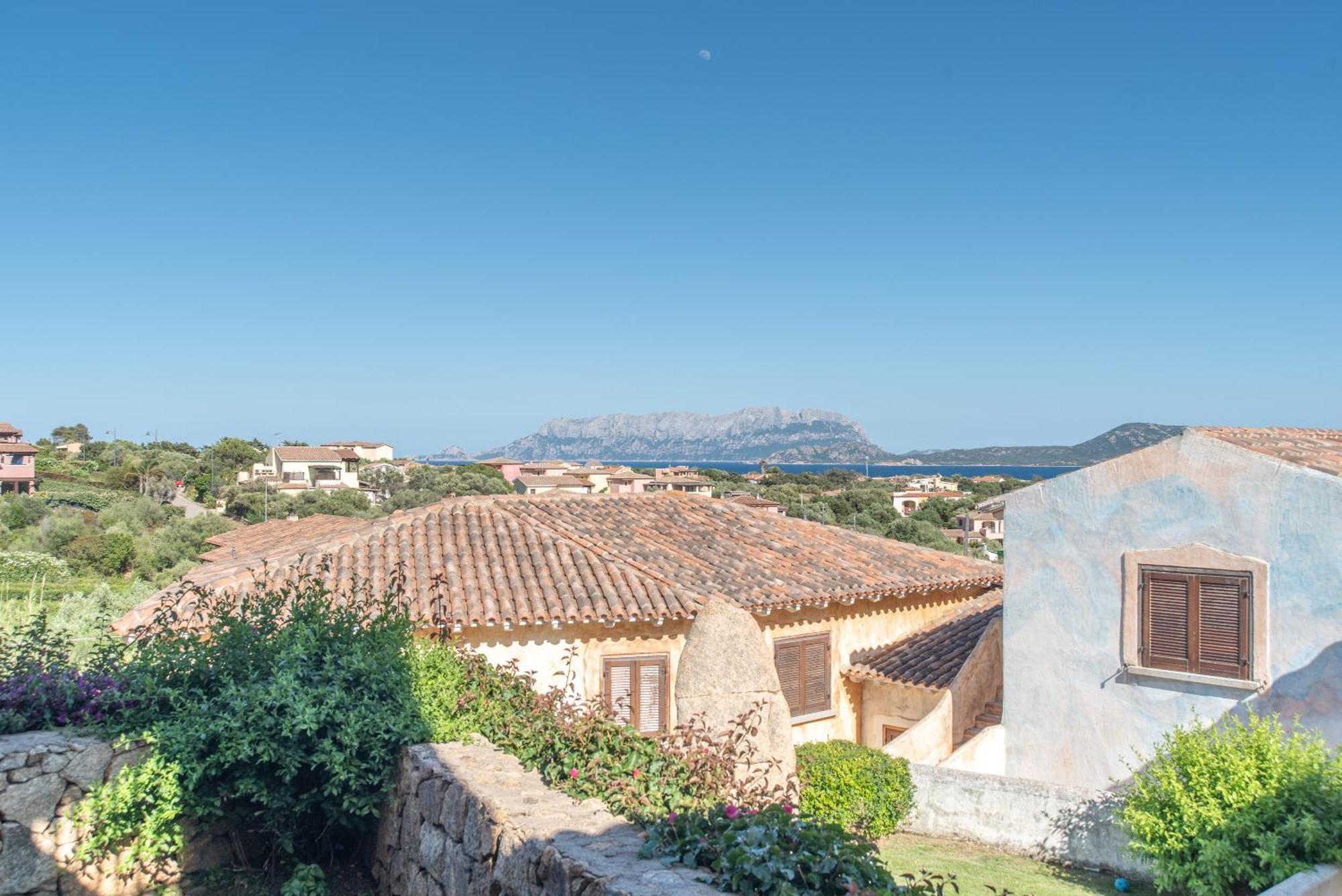 Sardegna Vista Mare E Piscina Olbia Extérieur photo